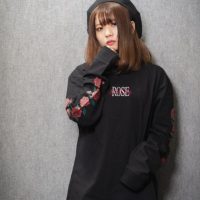 袖プリント ロングスリーブTシャツ(薔薇)